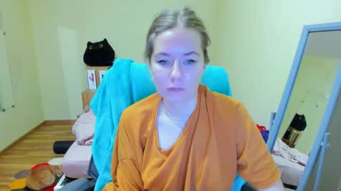 Emily online show from 25, 2, 2025