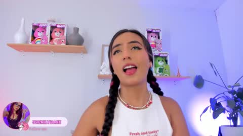 Emily Bank online show from 6, 10, 2025