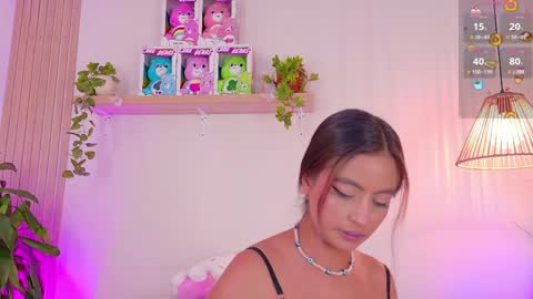 Emily Bank online show from 29, 4, 2026