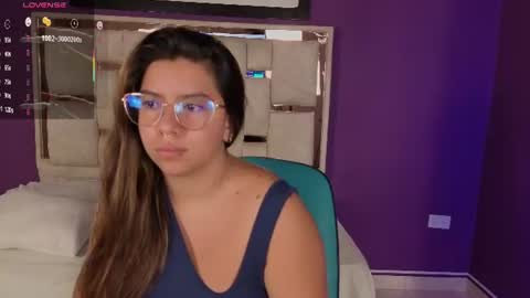 emilyy_cooperr online show from 30, 6, 2026