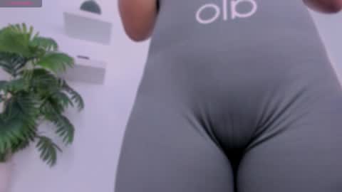 Snapshot of emilyy_kim chatting on 10, 2, 2026 emilyy_kim online show from 10, 2, 2026