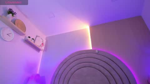 emilyygrey online show from 1, 4, 2026