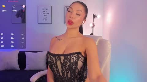 Snapshot of emilyymiller chatting on 26, 2, 2026 Emily online show from 26, 2, 2026