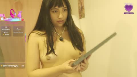 Snapshot of emitaa17228 chatting on 17, 5, 2026 emma online show from 17, 5, 2026