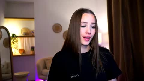 Snapshot of emma__cutiee chatting on 9, 1, 2025 Your Emma online show from 9, 1, 2025