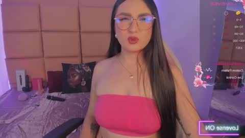 emma__js_ online show from 10, 5, 2026