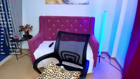 emma__rosss online show from 18, 5, 2026