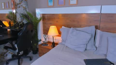 Emma  online show from 24, 3, 2026