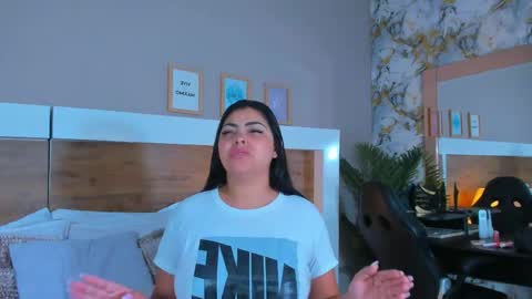 Emma  online show from 12, 5, 2026