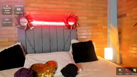 Snapshot of emma_belley chatting on 5, 7, 2026 Hey Im EmmaHelp me reach 100 likes online show from 5, 7, 2026