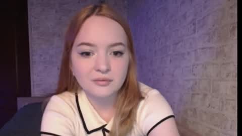 Emma and July online show from 15, 5, 2026