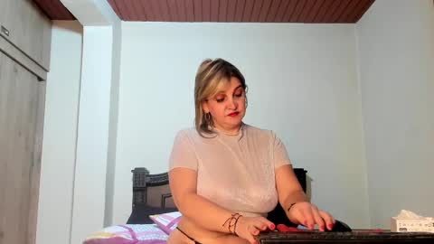 Snapshot of emma_brown777 chatting on 12, 2, 2025 ALBA  online show from 12, 2, 2025
