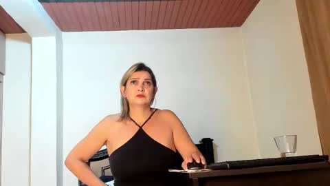 Snapshot of emma_brown777 chatting on 22, 9, 2025 ALBA  online show from 22, 9, 2025