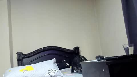 Snapshot of emma_brown777 chatting on 19, 4, 2026 ALBA online show from 19, 4, 2026