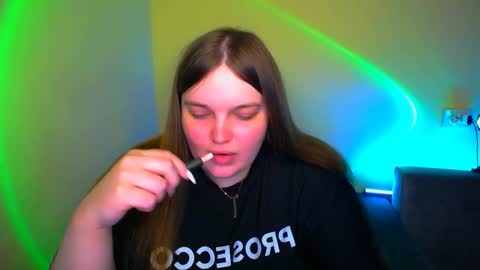 Snapshot of emma_dorn chatting on 22, 9, 2025 Eva online show from 22, 9, 2025
