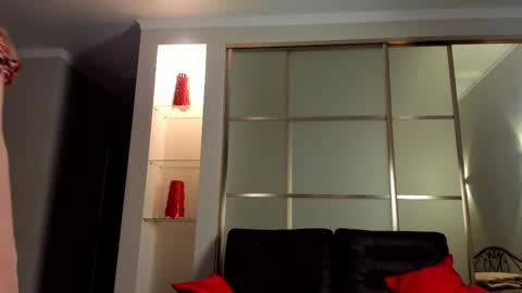 Emma online show from 17, 10, 2025