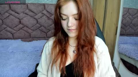 Snapshot of emma_ford1 chatting on 14, 1, 2025 Emma online show from 14, 1, 2025