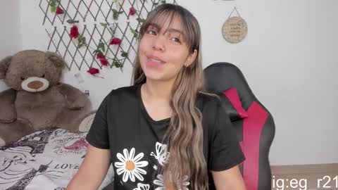 emma_grayys online show from 3, 12, 2025