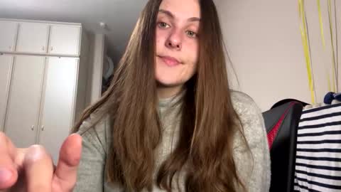 Snapshot of emma_just chatting on 13, 12, 2024 emma_just online show from 13, 12, 2024