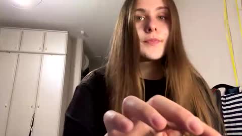 Snapshot of emma_just chatting on 20, 12, 2024 emma_just online show from 20, 12, 2024