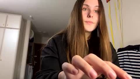 Snapshot of emma_just chatting on 20, 12, 2024 emma_just online show from 20, 12, 2024