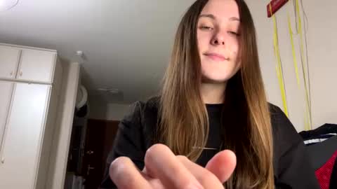 Snapshot of emma_just chatting on 20, 12, 2024 emma_just online show from 20, 12, 2024