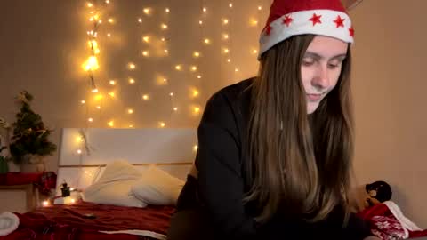 Snapshot of emma_just chatting on 28, 12, 2024 emma_just online show from 28, 12, 2024