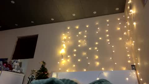 Snapshot of emma_just chatting on 30, 12, 2024 emma_just online show from 30, 12, 2024
