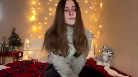Snapshot of emma_just chatting on 5, 1, 2025 emma_just online show from 5, 1, 2025