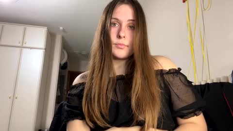 Snapshot of emma_just chatting on 17, 1, 2025 emma_just online show from 17, 1, 2025
