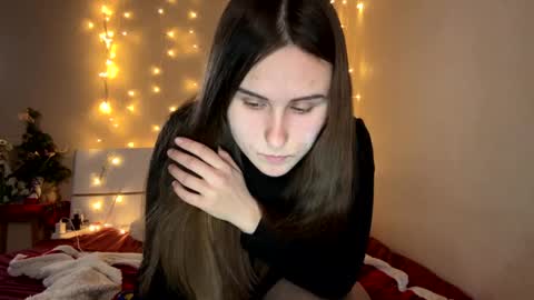 Snapshot of emma_just chatting on 19, 1, 2025 emma_just online show from 19, 1, 2025