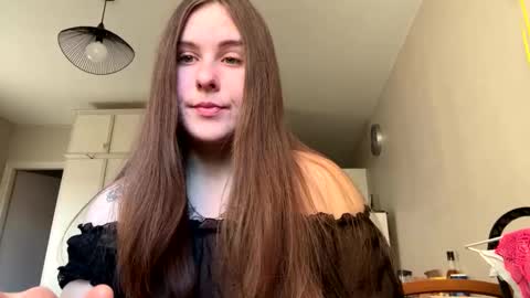 Snapshot of emma_just chatting on 6, 2, 2025 emma_just online show from 6, 2, 2025