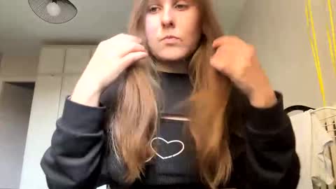 Snapshot of emma_just chatting on 12, 2, 2025 emma_just online show from 12, 2, 2025