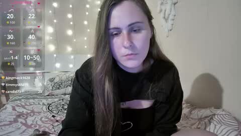 emma_just online show from 12, 9, 2025