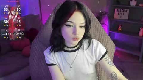 Snapshot of emma_kirks chatting on 21, 5, 2026 emma_kirks online show from 21, 5, 2026