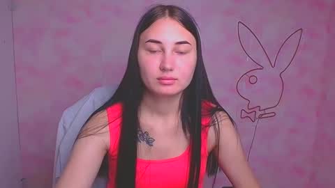 Snapshot of emma_loon chatting on 12, 9, 2025 Emma online show from 12, 9, 2025