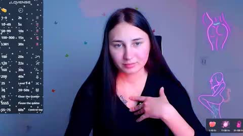 Snapshot of emma_loon chatting on 3, 10, 2025 Emma online show from 3, 10, 2025