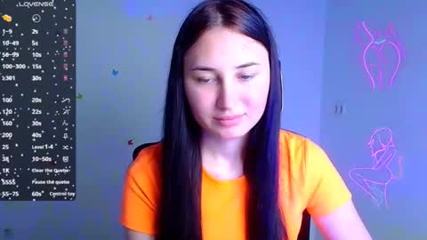 Snapshot of emma_loon chatting on 8, 10, 2025 Emma online show from 8, 10, 2025