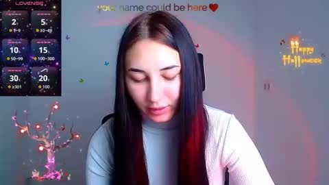 Snapshot of emma_loon chatting on 18, 10, 2025 Emma online show from 18, 10, 2025