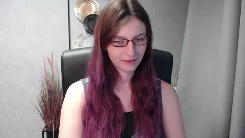 emma online show from 30, 12, 2024