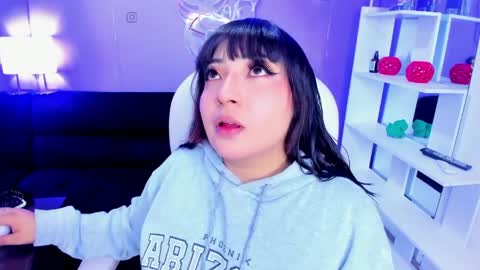 Emma Monserratt online show from 1, 4, 2026