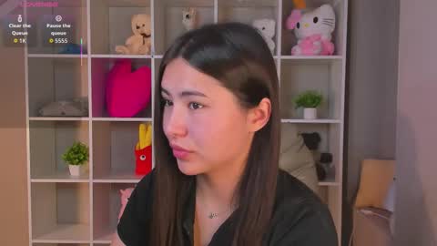 Emma online show from 10, 9, 2025