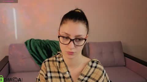 Emma Myer online show from 2, 4, 2026