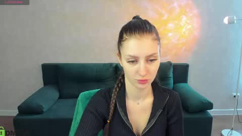 Emma Myer online show from 15, 4, 2026