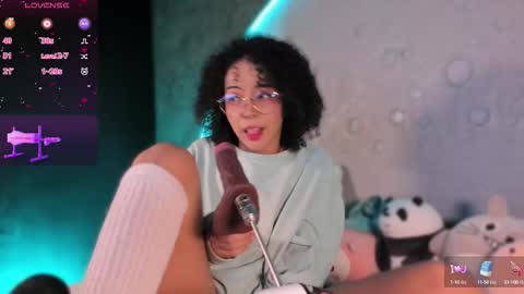     online show from 10, 9, 2025