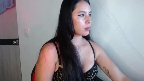 Snapshot of emma_naugty chatting on 6, 1, 2026 emma naugty online show from 6, 1, 2026