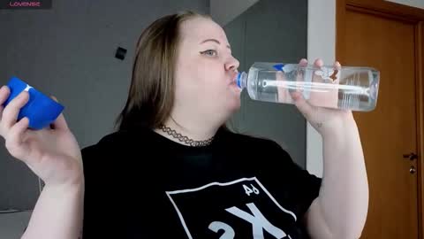 Emma Razumovskaya online show from 30, 9, 2025