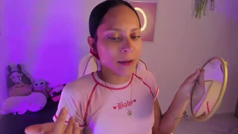 Snapshot of emma_rinaldi_ chatting on 8, 1, 2026 Emma online show from 8, 1, 2026