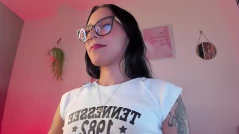 Snapshot of emma_rinaldi_ chatting on 10, 1, 2026 Emma online show from 10, 1, 2026