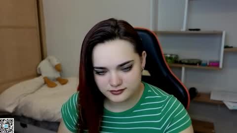 emma_velvet14 online show from 19, 5, 2026